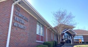 The Clarksville Housing Authority on Richardson Street. (Christian Brown)