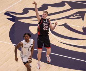The Austin Peay men's basketball team defeated Queens at Curry Arena in Charlotte, NC, on Feb. 11, 2026. Photo by Alex Allard, APSU Athletics.