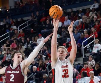 Austin Peay defeated Bellarmine 90-70 during ASUN conference action Saturday on Gary Mathews Court at F&M Bank Arena. Photos by Robert Smith | APSU Athletics.