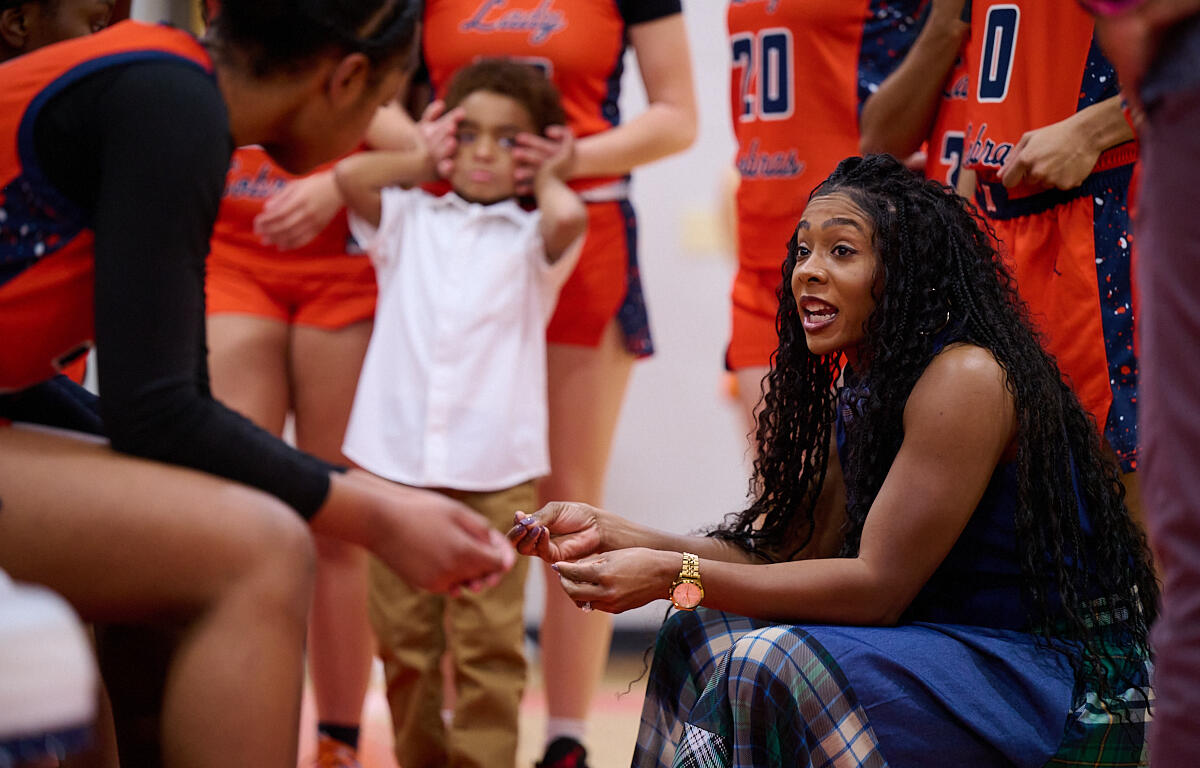 Coach Tenisha Lockridge as Kirkwood High School girls' basketball played Rossview High School on Feb. 19, 2026. (Hannah Walker)