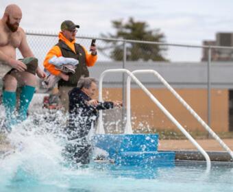 Lee Erwin at the Clarksville Parks and Recreation Polar Plunge at New Providence Pool on Feb. 21, 2026. (Tanner Cernick)