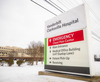 New temporary signage for Vanderbilt Clarksville Hospital on Feb. 2, 2026. (Wesley Irvin)
