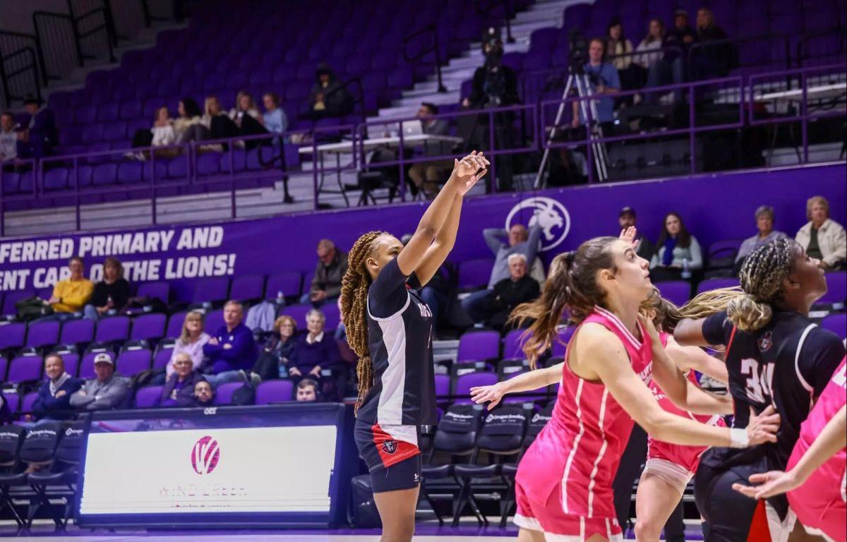 The Austin Peay women's basketball team fell to the North Alabama Lions at CB&S Bank Arena on February 4, 2026. Photo by Camille Blaylock, APSU Athletics.