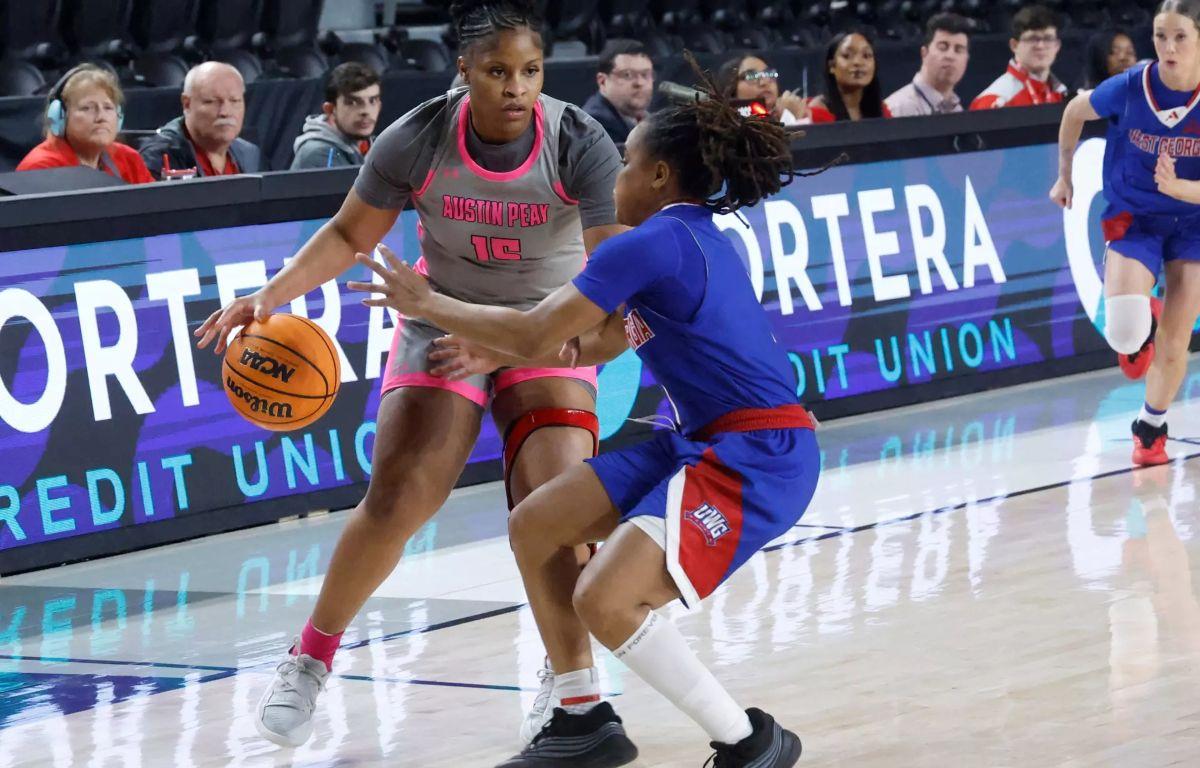 Austin Peay lost to West Georgia 95-74 during ASUN conference action Saturday on Gary Mathews Court in F&M Bank Arena. Photos by Robert Smith | APSU Athletics