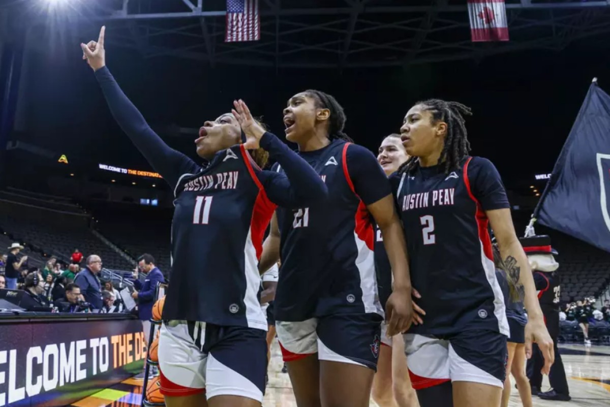 Austin Peay's women's basketball team defeated Stetson 68-52 in the ASUN Tournament Semifinals, on Saturday, March 7, 2026, at VyStar Veterans Memorial Arena. (Casey Crigger, APSU Athletics)
