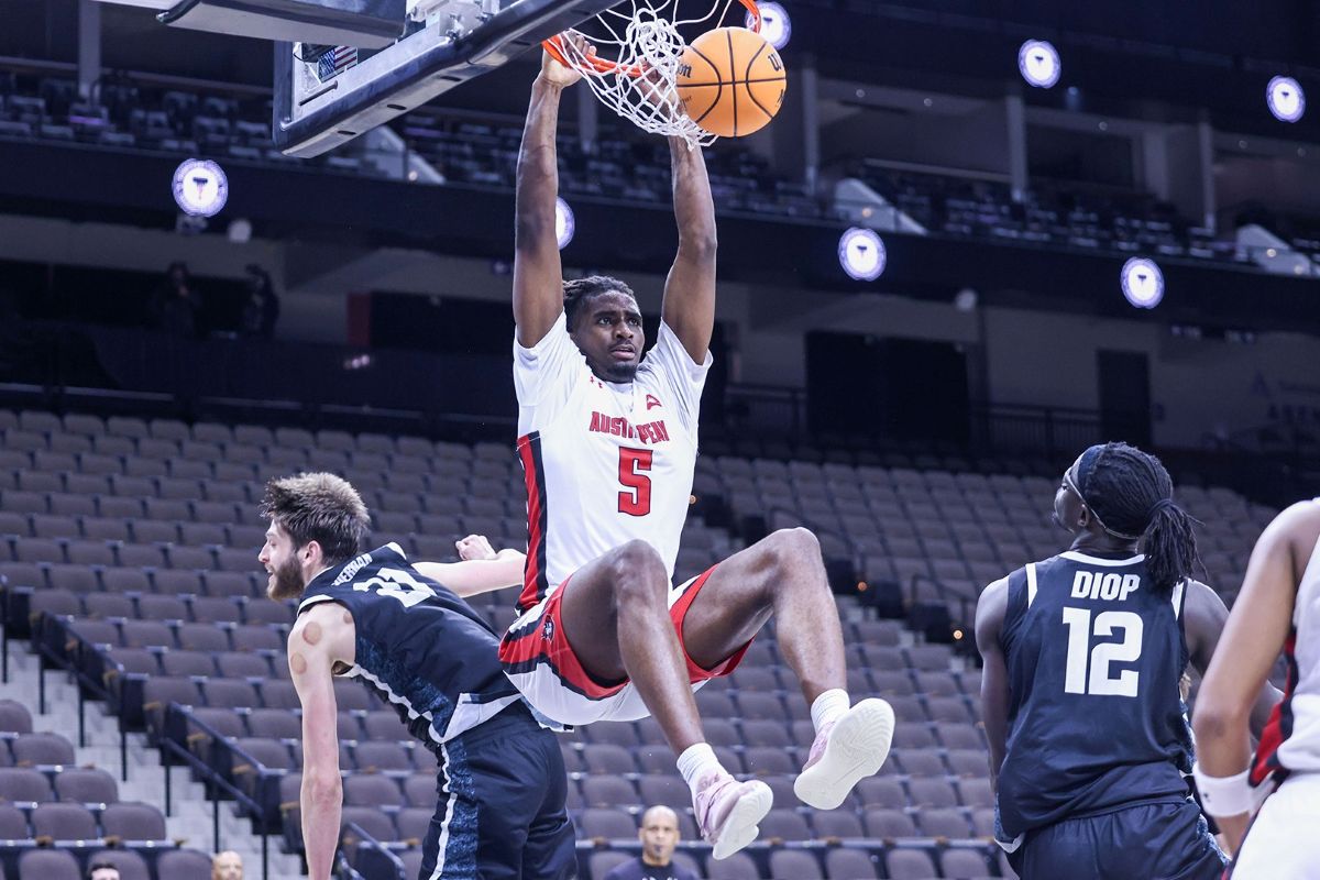 The Austin Peay men's basketball team beat Stetson 69-60 on March 6, 2026, in the quarterfinals of the ASUN Basketball Tournament, at VyStar Veterans Memorial Arena in Jacksonville, Florida. Photo by Casey Crigger, APSU Athletics.