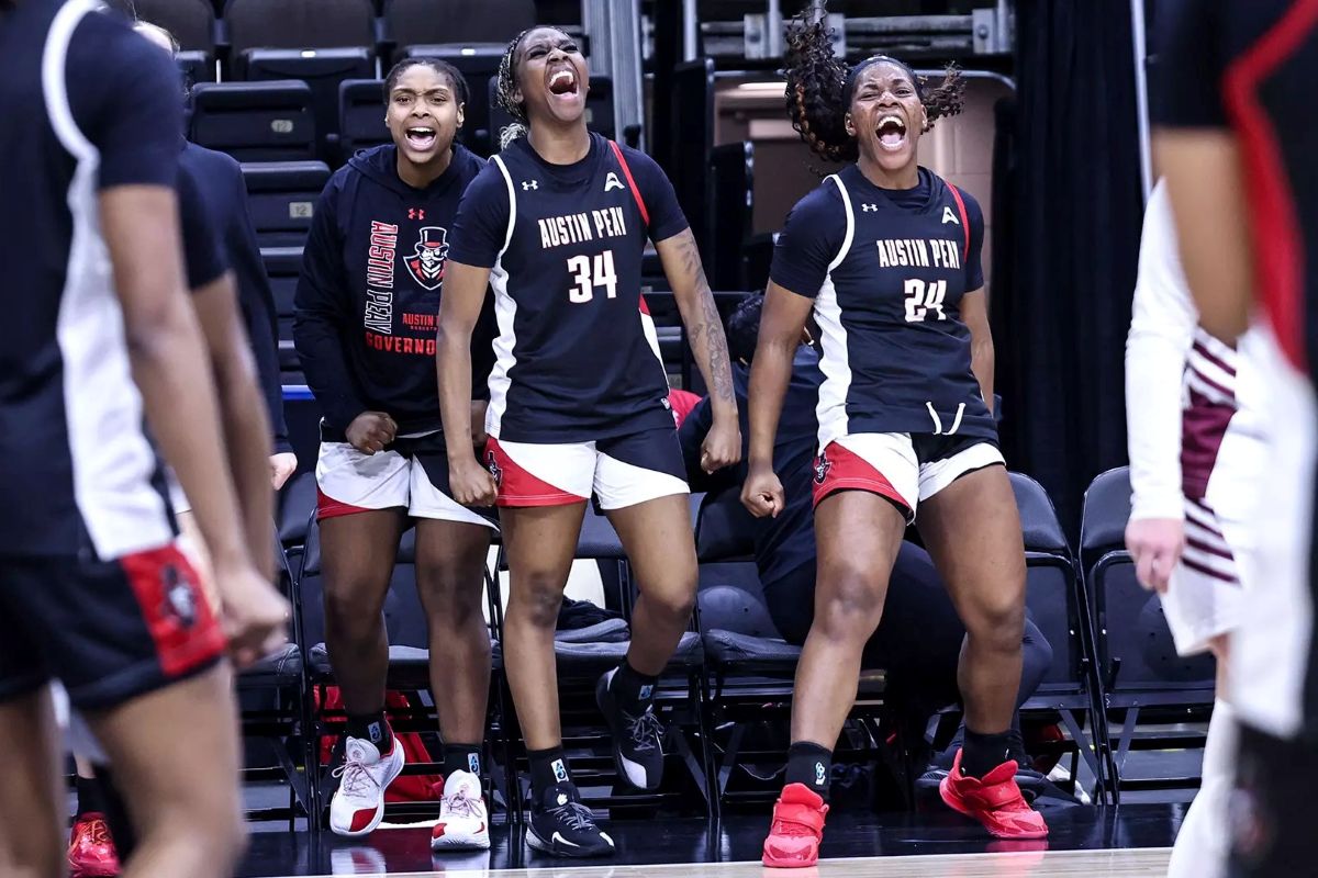 The Austin Peay women's basketball team wins over the Eastern Kentucky Colonels on March 5, 2026. (Casey Crigger/APSU Athletics, contributed)