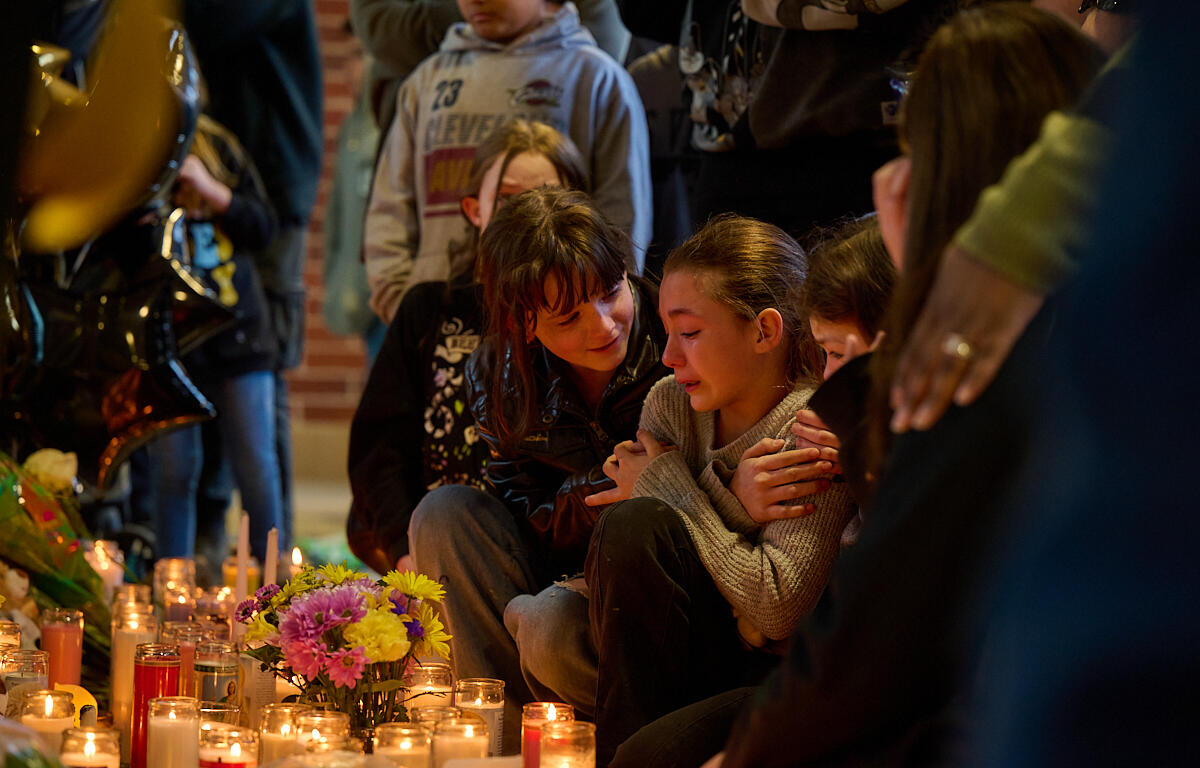 Kenwood Middle School’s Vigil for Students on Mar. 28, 2026. (Hannah Walker)
