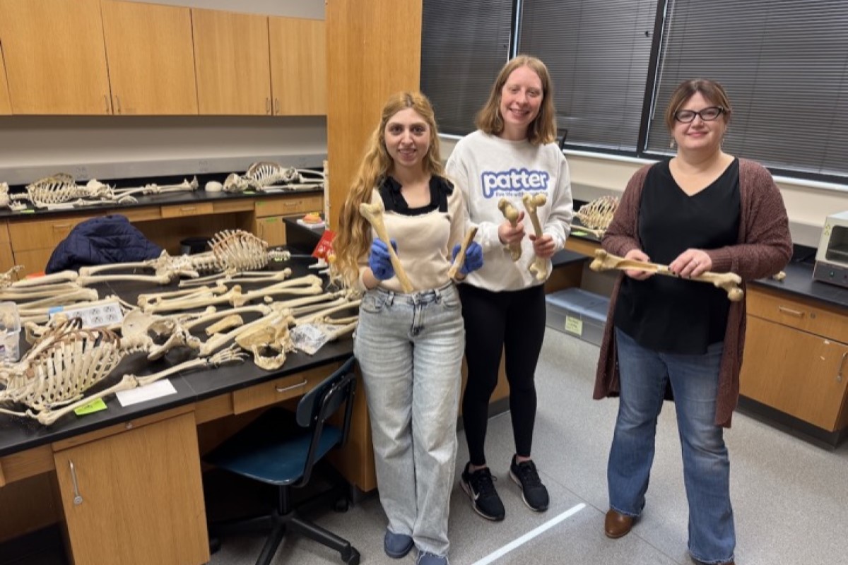 From left: biology major Kani Almousa, graduate student Lydia Gann, and Dr. Amy Thompson, chair of the Department of Biology. (APSU, contributed)