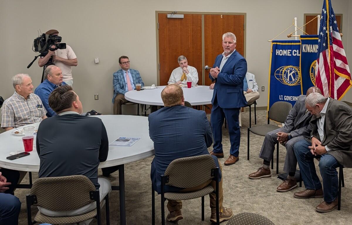 Johnny Ransdell speaks at the Downtown Kiwanis Club on April 28, 2026. (Chris Smith)