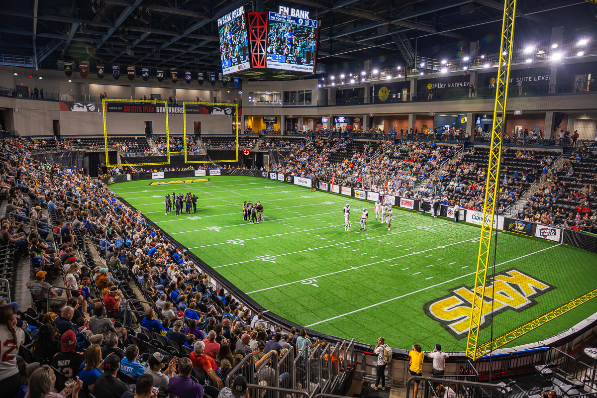 Nashville Kats draw over 2,000 fans to season opener at F&M Bank Arena | PHOTOS