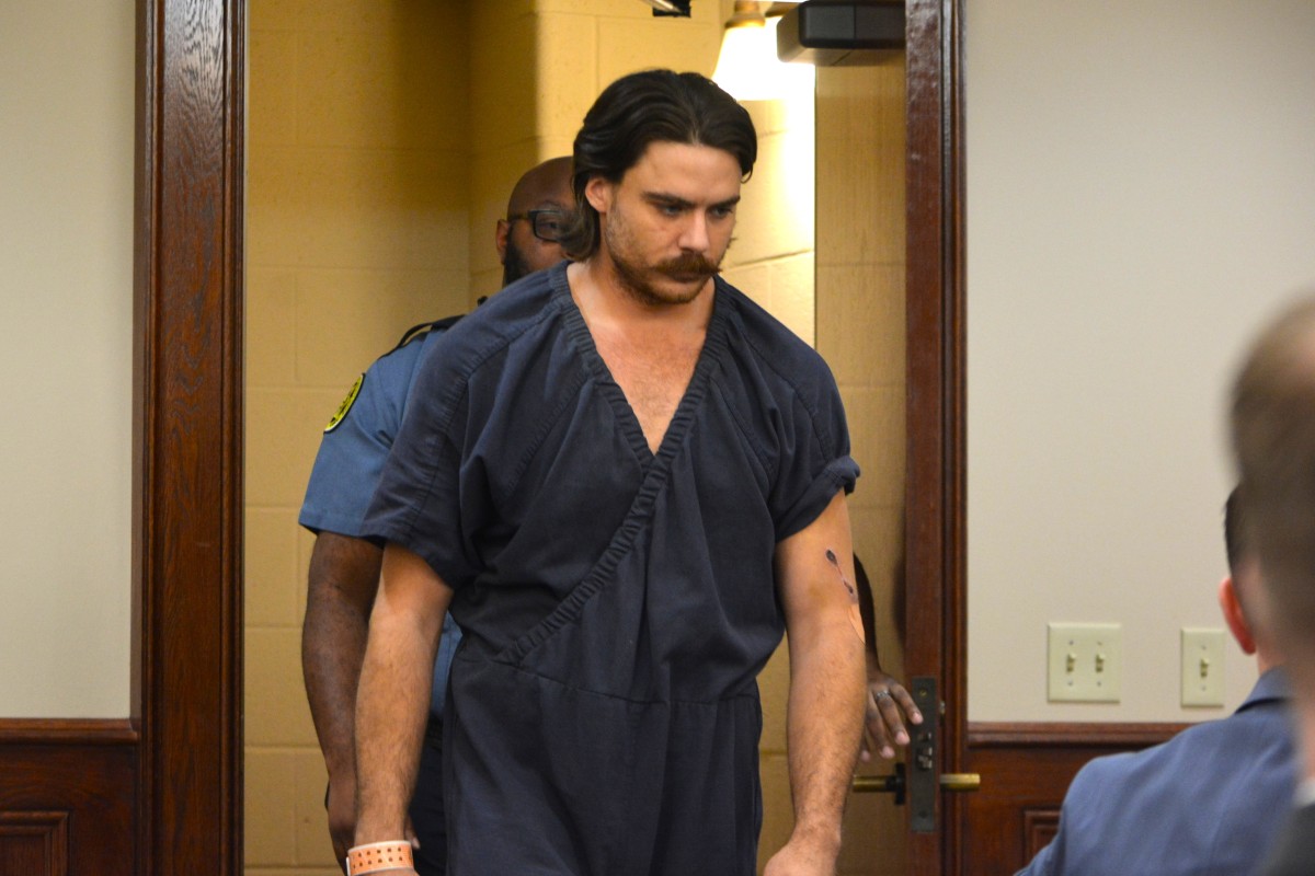 Dalton Eatherly, with his left arm wounded, in court on May 21, 2026. (Jazmin Logan)
