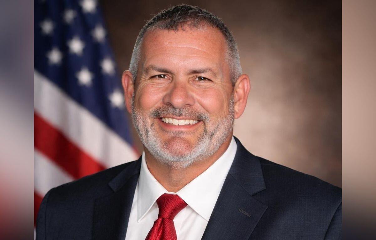 Mike Oliver (Contributed)