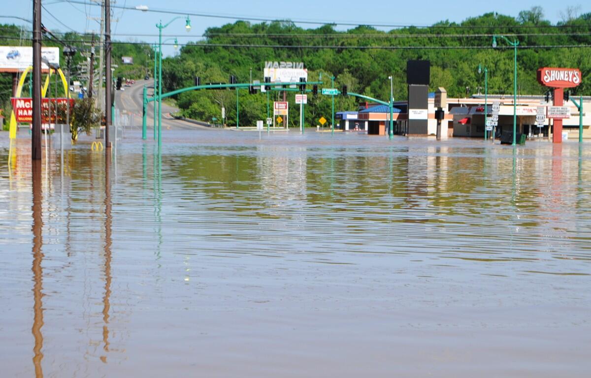 The view looking up Boot Hill from Second Street on May 3 during the 2010 flood. (Clarksville Now archives)