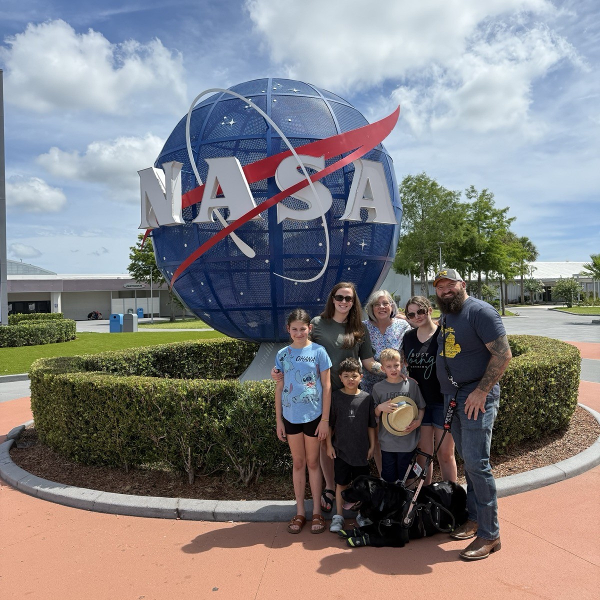 Retired U.S. Army Sergeant First Class Andrew James Kraszewski and his family attending a retreat hosted by the national nonprofit The Independence Fund. (The Independence Fund, Contributed)