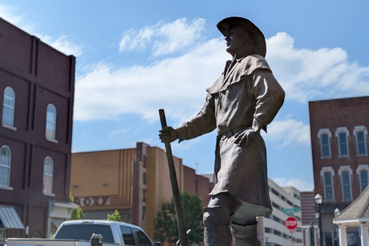The statue of John Montgomery, the namesake of Montgomery County, on First Street outside Clarksville City Hall on June 11, 2026. (Chris Smith)