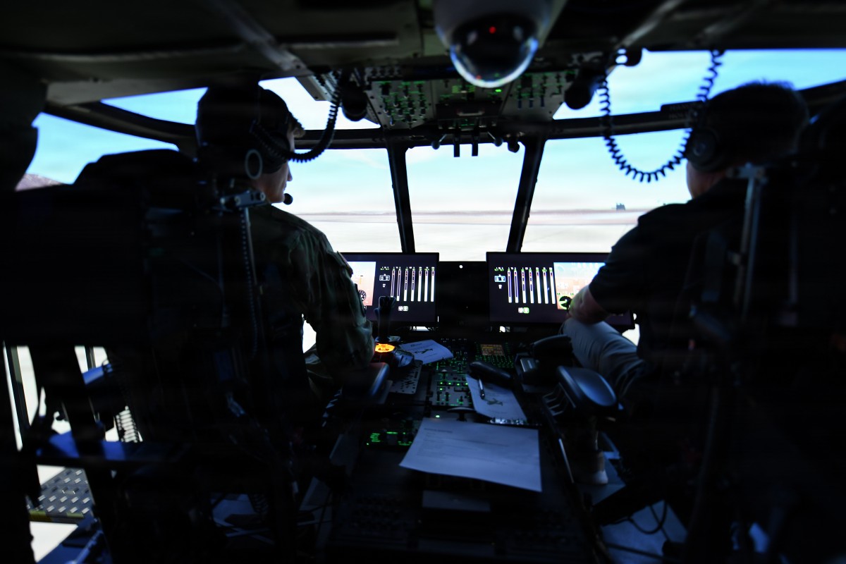 101st Combat Aviation Brigade CW2 Julian Dilg logs critical performance data in the flight simulator for the MV-75 Cheyenne tiltrotor. (Photo by Capability Program Executive Aviation via US Army)