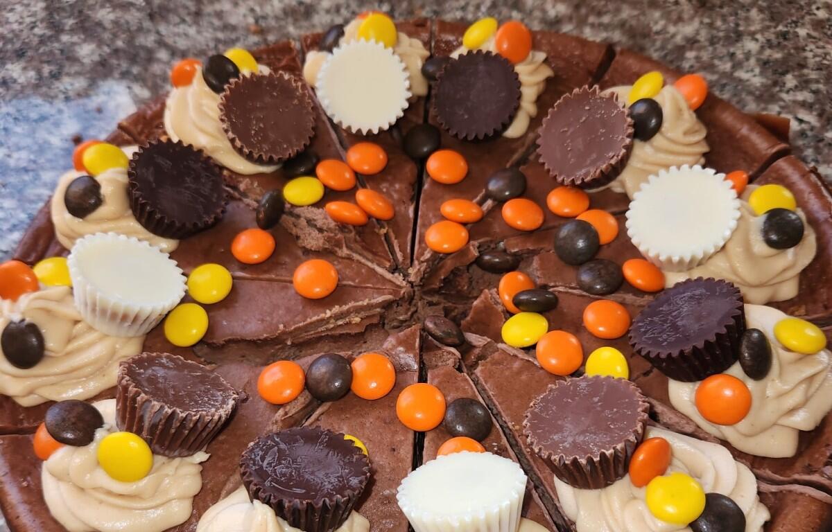Reese's cheesecake at Kinlea's Cheesecakes at 125 Franklin St. downtown Clarksville. (Reggie Outland, Contributed)