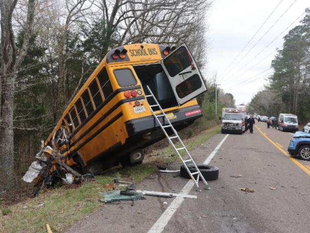 The Kenwood Middle School bus crash on March 27, 2026. (Tennessee Highway Patrol photo, contributed)