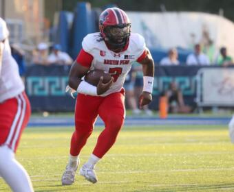 Chris Parson runs with the ball against West Florida on September 19, 2026. (Knox Rives, APSU Athletics).