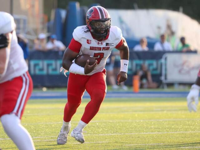 Chris Parson runs with the ball against West Florida on September 19, 2026. (Knox Rives, APSU Athletics).