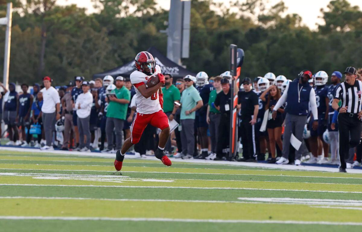Denver Harper runs for a touchdown against West Florida on September 19 2026. (Knox Rives, APSU Athletics).