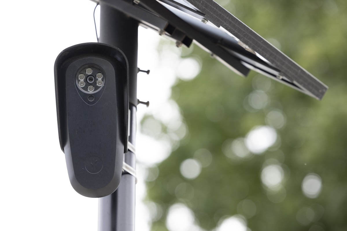 A Flock license-plate-reading camera in August 2026. (Shutterstock)