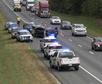 A suspect fled a wreck on Interstate 24 in Montgomery County on Oct. 1, 2026. (Enrique Hernandez, Dash 10 Media)