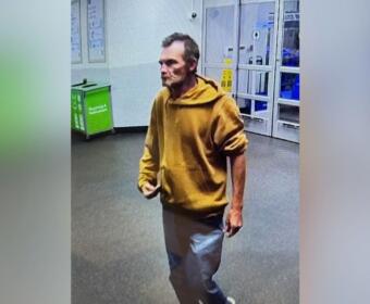 Person of interest in CPD burglary of a business investigation. (CPD, Contributed)