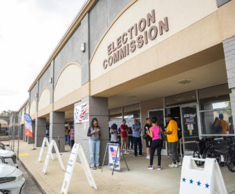 First day of early voting in Clarksville on Wednesday, Oct. 14, 2026. (Wesley Irvin)