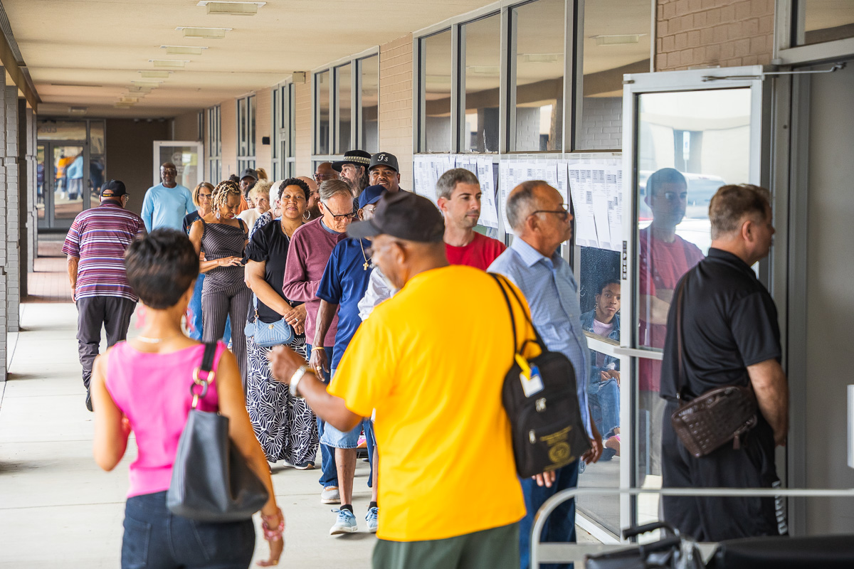 First day of early voting in Clarksville on Wednesday, Oct. 14, 2026. (Wesley Irvin)
