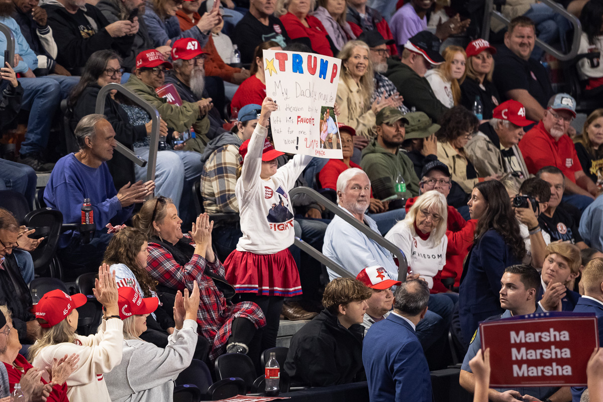 President Donald Trump's midterm rally at F&M Bank Arena in Clarksville, TN, on Oct. 10, 2026. (Wesley Irvin, Clarksville Now)
