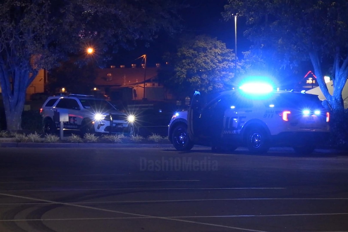 Gunfire behind a store on Wilma Rudolph Boulevard on Oct. 17, 2026. (Enrique Hernandez, Dash 10 Media)